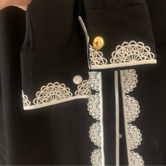 Bob Mackie LS Blouse - Picture 5 of 7